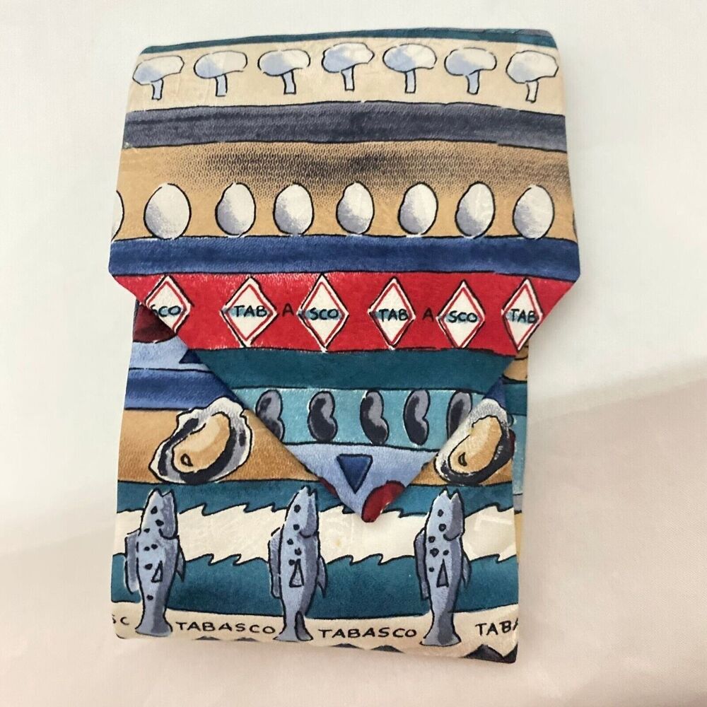 #5661 Tabasco Fish Schrimp Sauce Novelty Mens Necktie, TIe 57X4